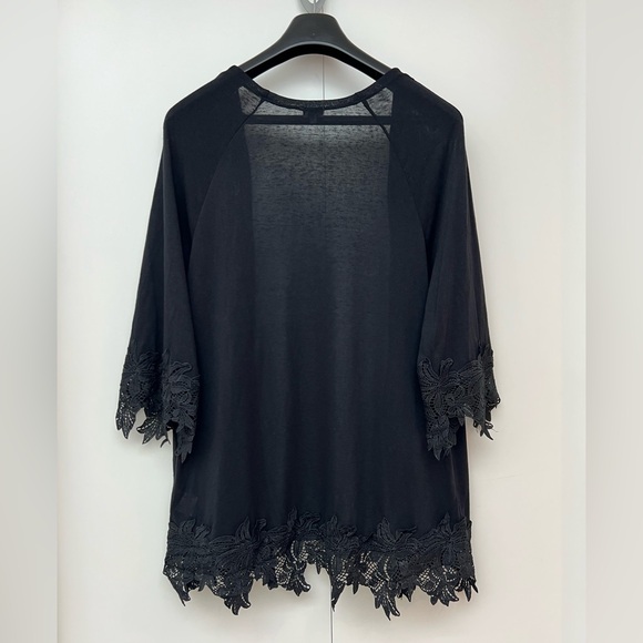 KISMET | Black open cardigan with lace detail - Picture 4 of 9